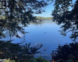 Cottage for Sale on Prospect Lake