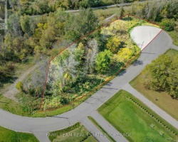 Property for Sale on 7 REINBIRD STREET W, 