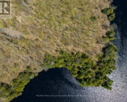 Cottage for Sale on Harris Lake