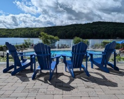Cottage for Sale on Peninsula Lake