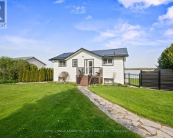 Cottage for Sale on Lake Scugog