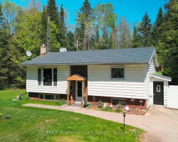 Property for Sale on 1204 Bacon Road, Minden Hills (Snowdon)