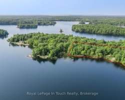 Cottage for Sale on Six Mile Lake