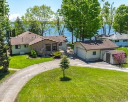 Cottage for Sale on Sturgeon Lake