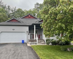 Property for Sale on 20 Twig's End, Gravenhurst (Muskoka (S))
