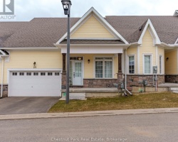 Cottage for Sale on Muskoka River