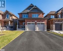 Property for Sale on 3007 Annalysse Drive Drive, Orillia
