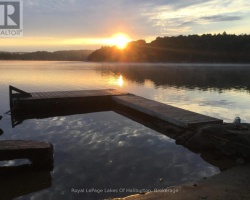 Cottage for Sale on Little Kennisis Lake