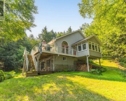 Cottage for Sale on Redstone Lake