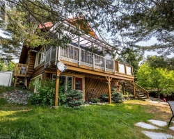 Cottage for Sale on Vowel Lake