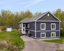 Cottage for Sale on Lake Couchiching