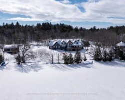 Cottage for Sale on Gloucester Pool