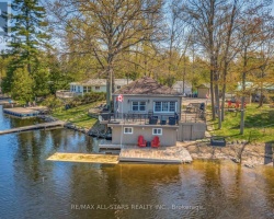 Cottage for Sale on Pigeon Lake