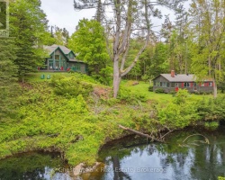 Cottage for Sale on Black Lake