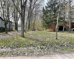 Property for Sale on 257 ROBINS POINT ROAD, 