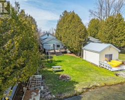 Cottage for Sale on Lake Scugog