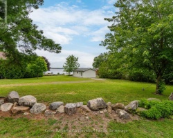 Property for Sale on 220 ROBIN'S POINT ROAD, 