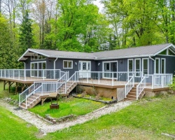 Cottage for Sale on Soyers Lake