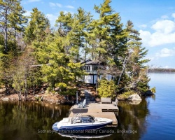 Cottage for Sale on Lake Muskoka