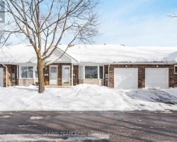 Property for Sale on 422 40 Museum Drive, Orillia