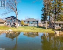 Cottage for Sale on St. George Lake