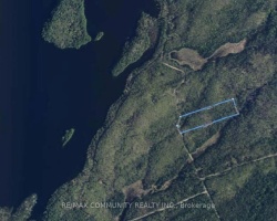 Cottage for Sale on Glamor Lake
