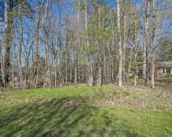 Property for Sale on 160 Robinson Avenue, Gravenhurst (Muskoka (S))