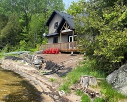 Cottage for Sale on Star Lake
